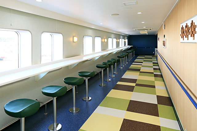 福岡~大阪 2便プロムナード