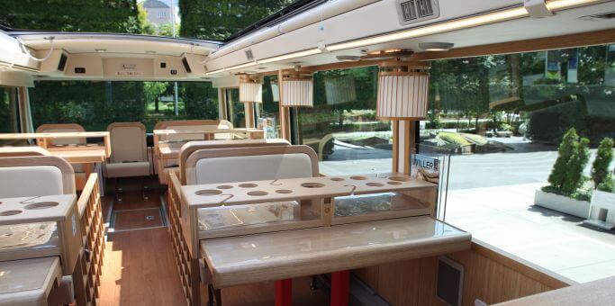 京都レストランバス 座席