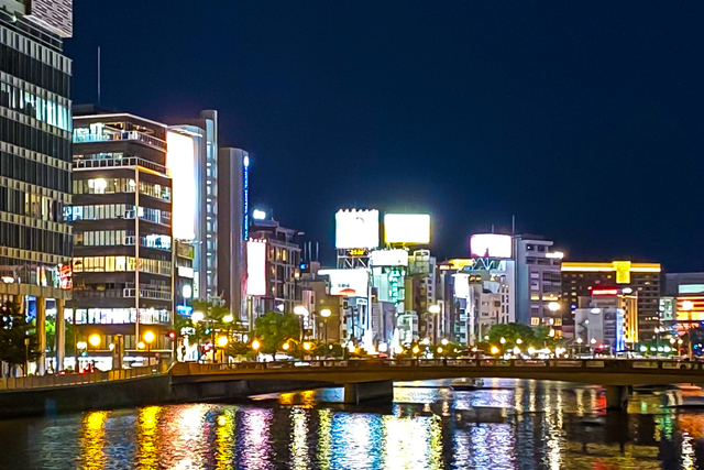 往復バス＋宿泊セットから探す