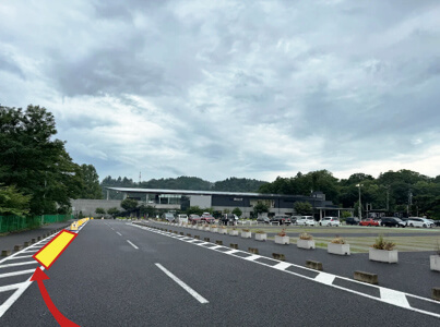 国際センター駅