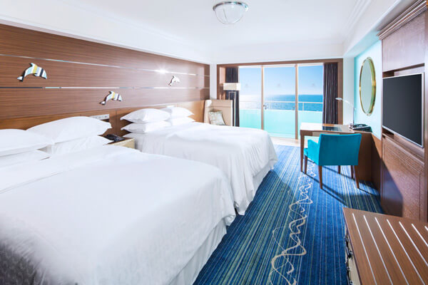 シェラトン・グランデ・トーキョーベイ・ ホテル客室